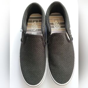 NWOT Vans Men's Asher Slip On Sneakers